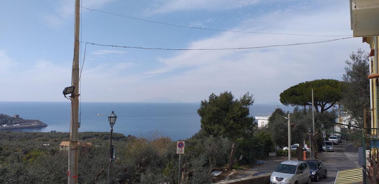 Apartment Regina Giovanna Sorrento Dış mekan fotoğraf